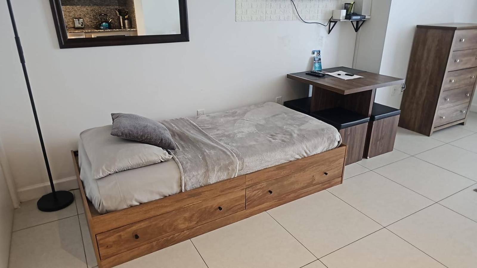 5350 Park Apartment Miami
