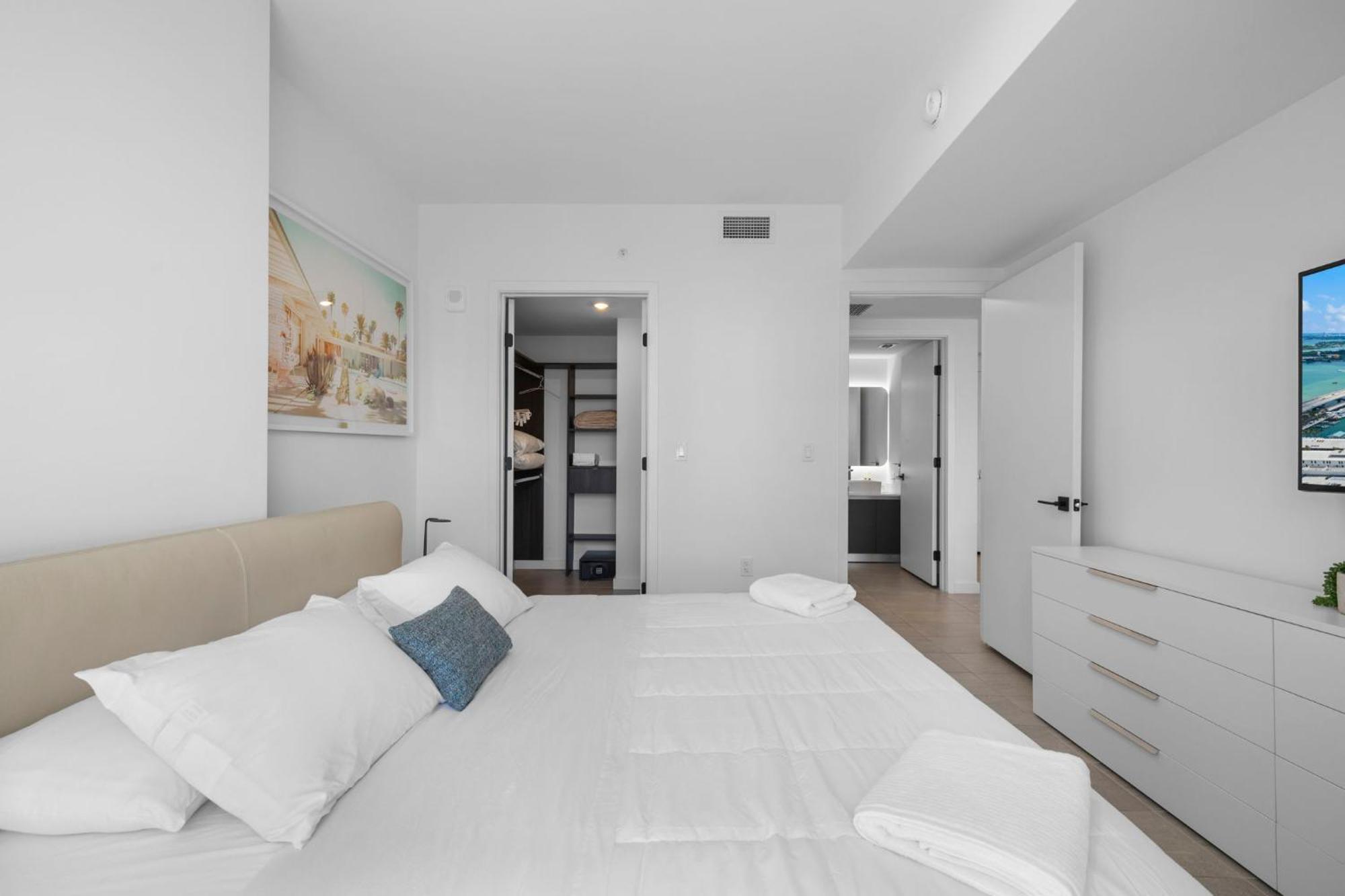 High Style Living In The Heart Of Apartment