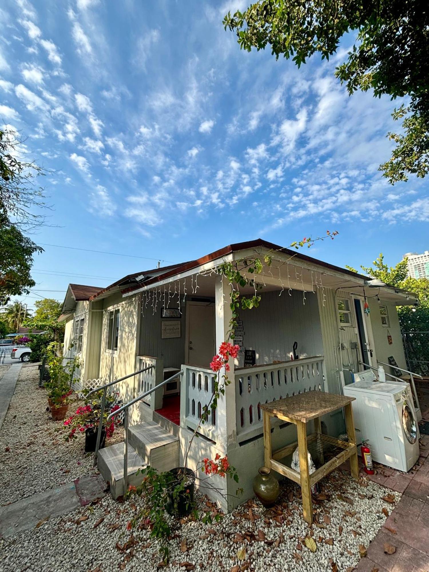 Deluxe In Location In A 2 Bedrooms Unit - Parking, Laundry And Luggage Storage Miami