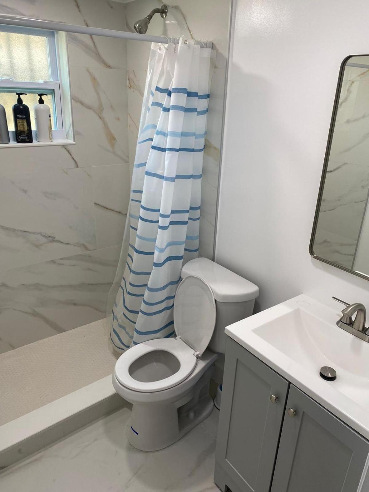 Apartment Beautiful Entire In The Heart Of Miami