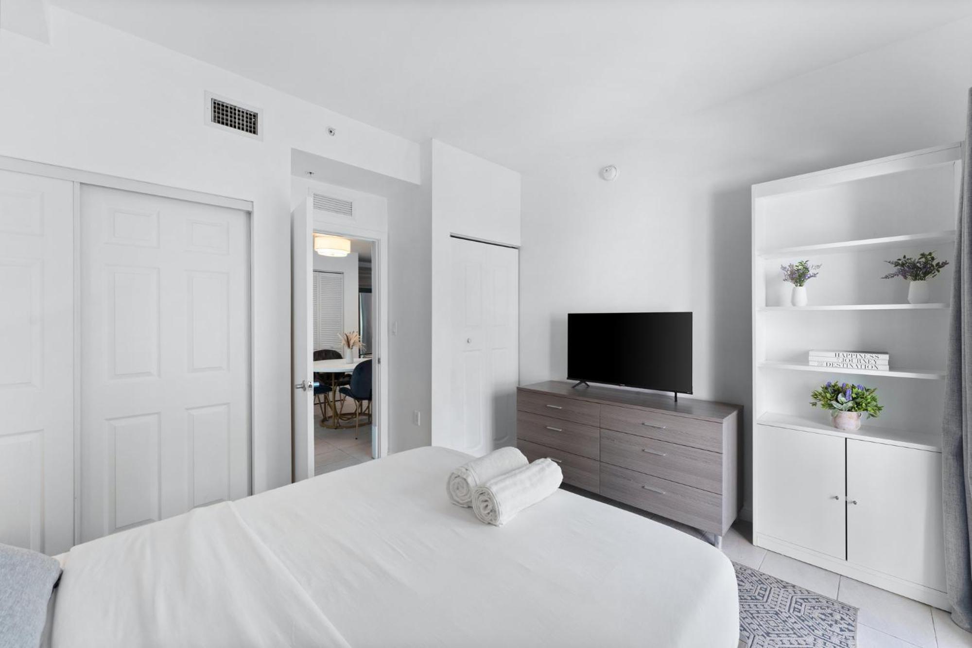 Modern In Edgewater Miami