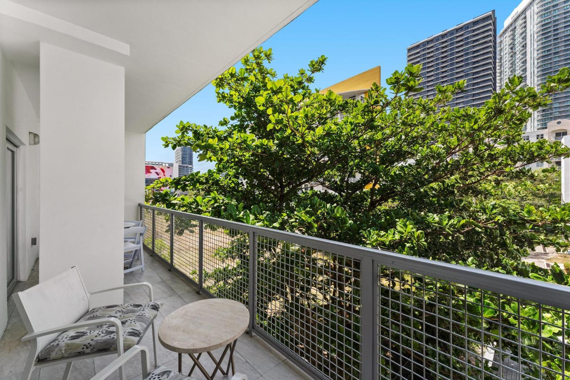 Modern In Edgewater *