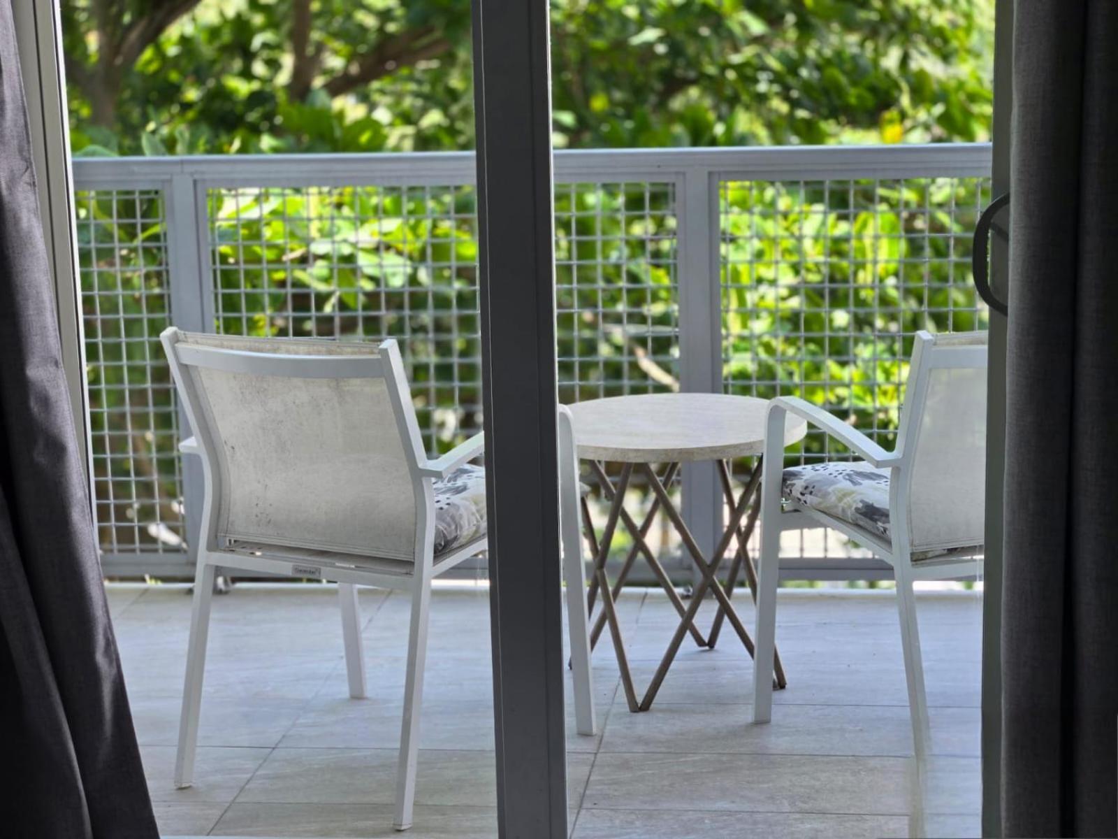 Modern In Edgewater Apartment