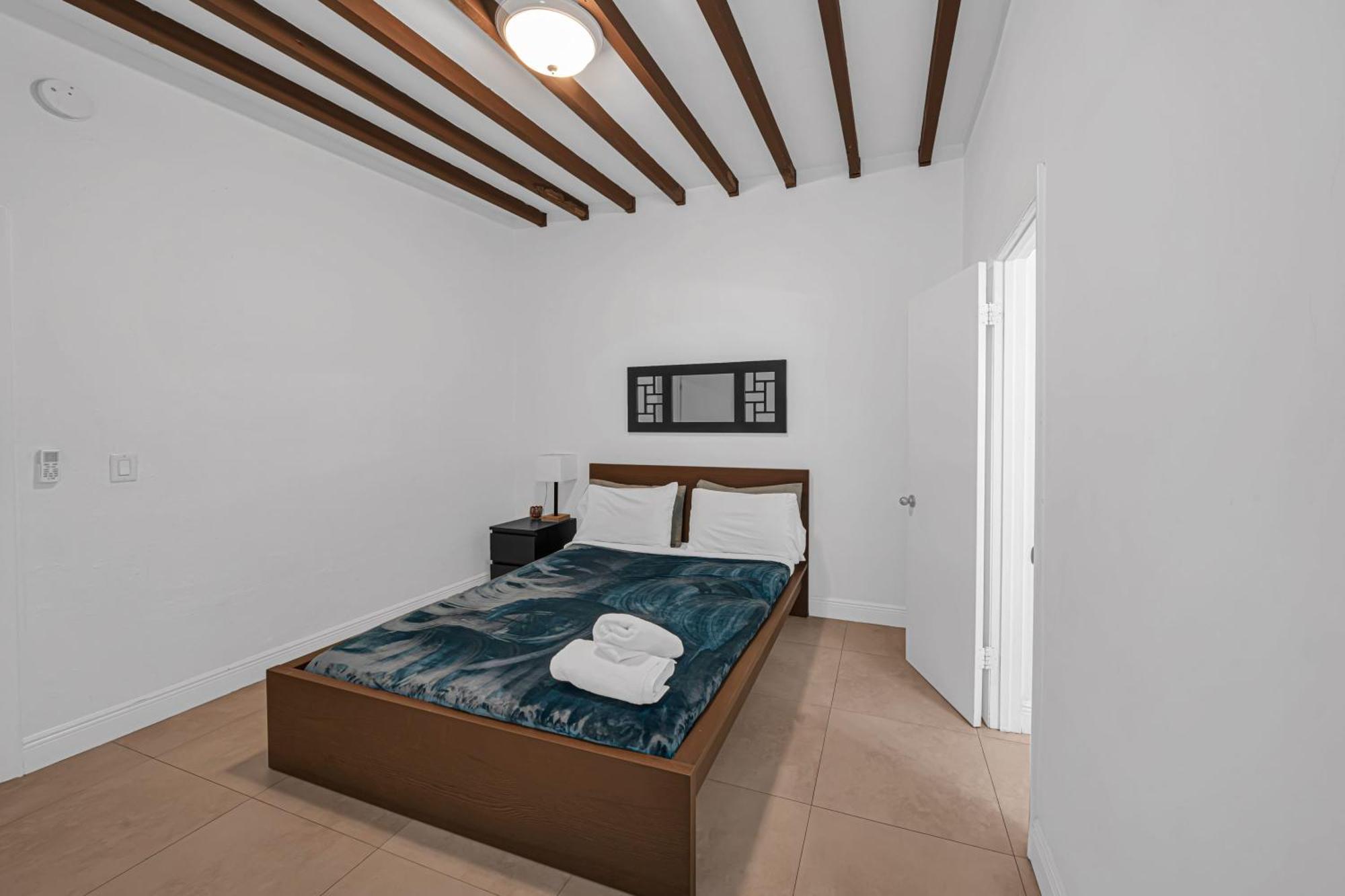 Casa Havana - Renovated One Bedroom In Holiday home *