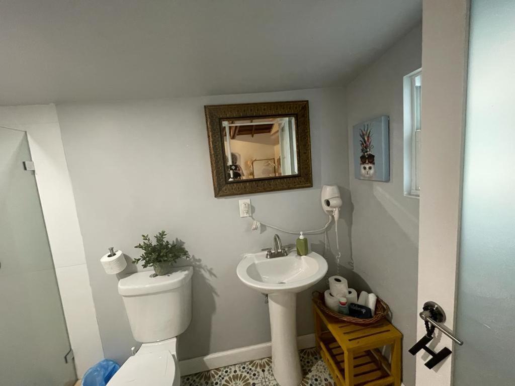 Apartment Private Steps From Calle 8 *