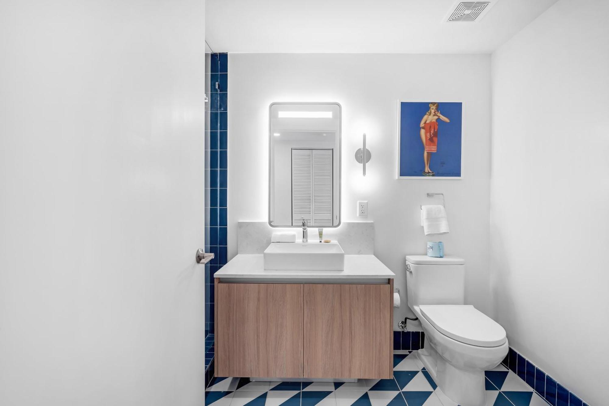 Gale Junior Double With Balcony Hotel 5*