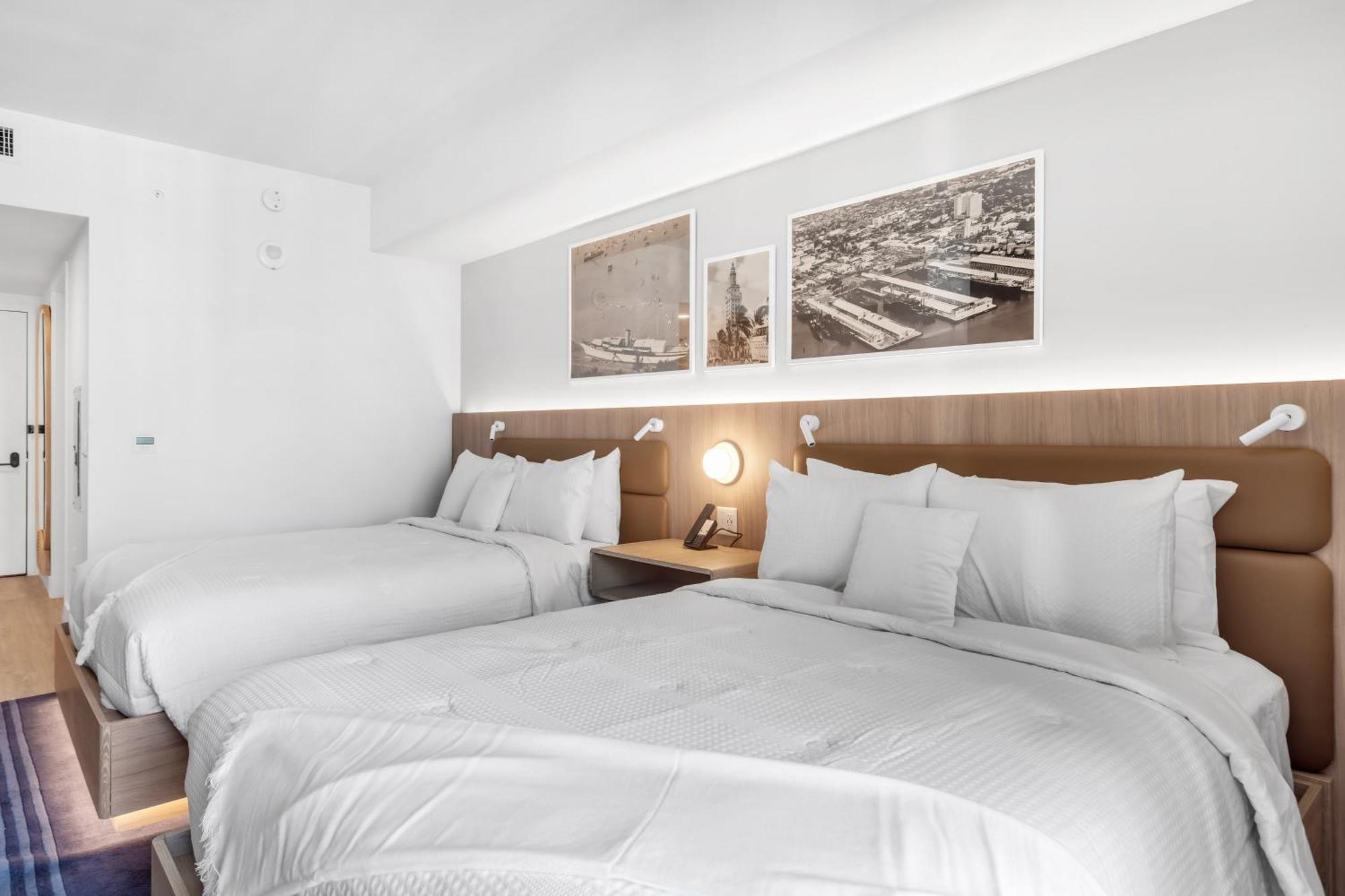 Gale Junior Double With Balcony 5*