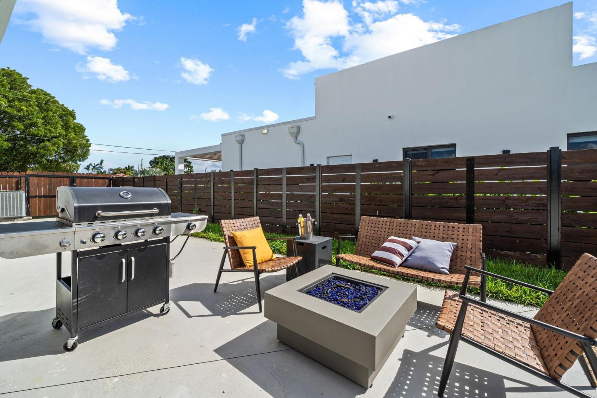 Holiday home Lakefront Paradise Heated Pool 5 Beds Miami