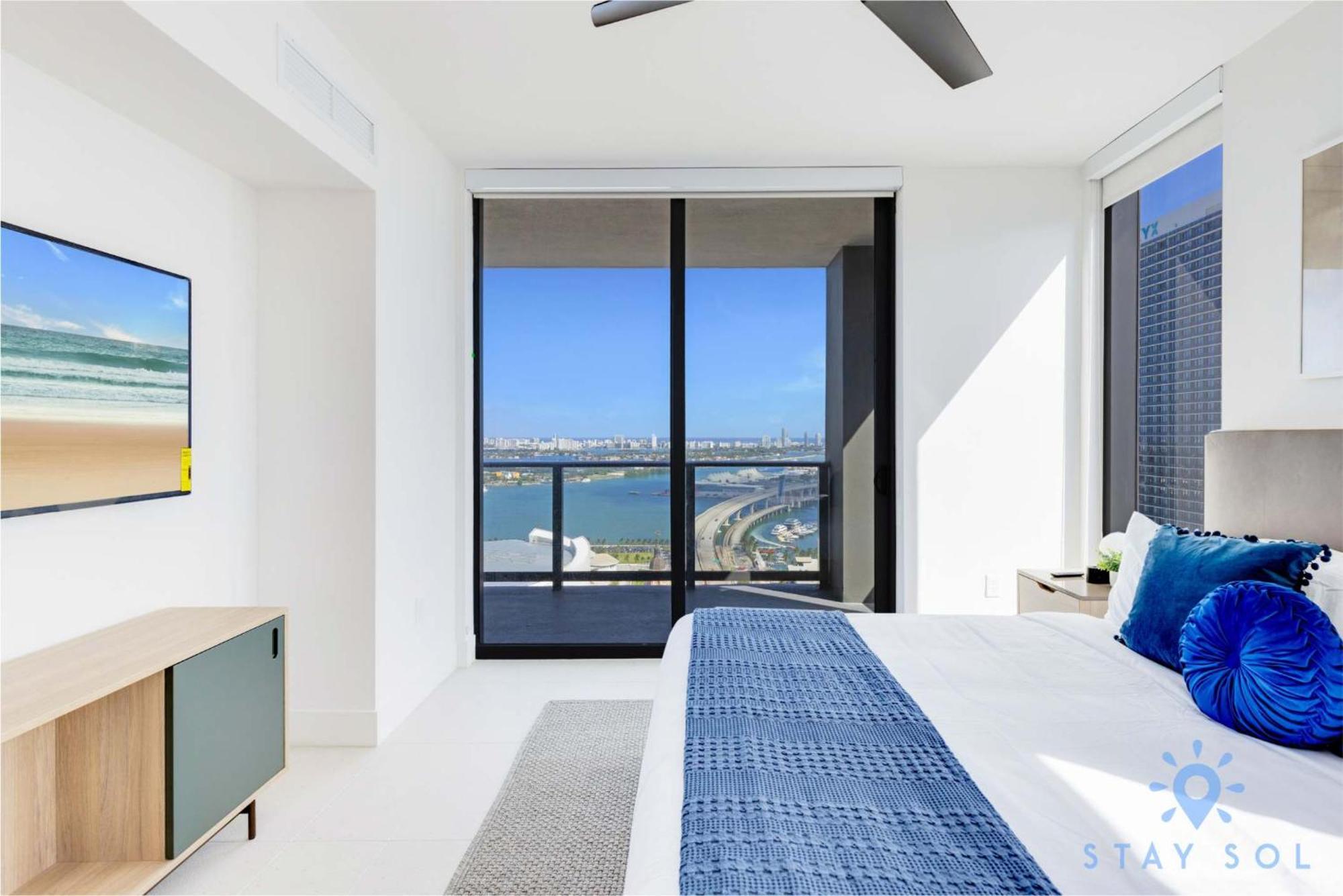 Apartment 3br-3 Bth - Gym & Pool