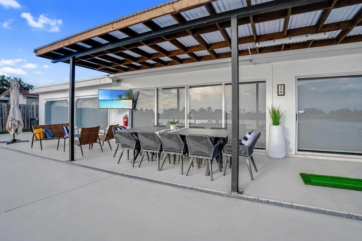 Holiday home Lakefront Paradise Heated Pool 5 Beds Miami