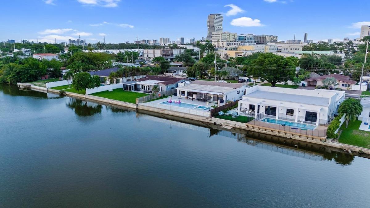 Lakefront Paradise Heated Pool 5 Beds * Miami