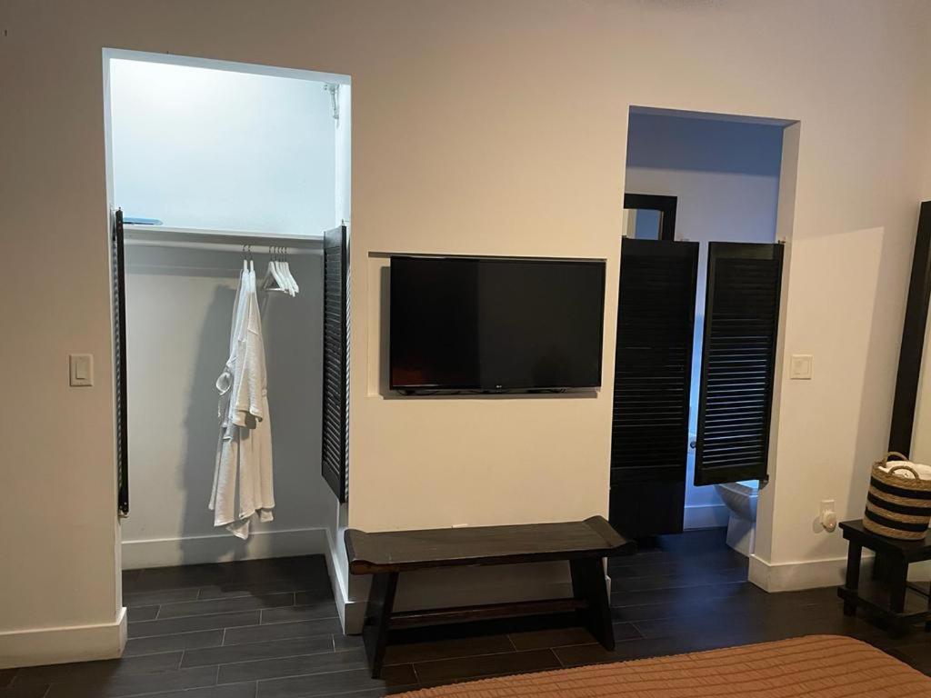 Vive Zen Queen Room Apartment