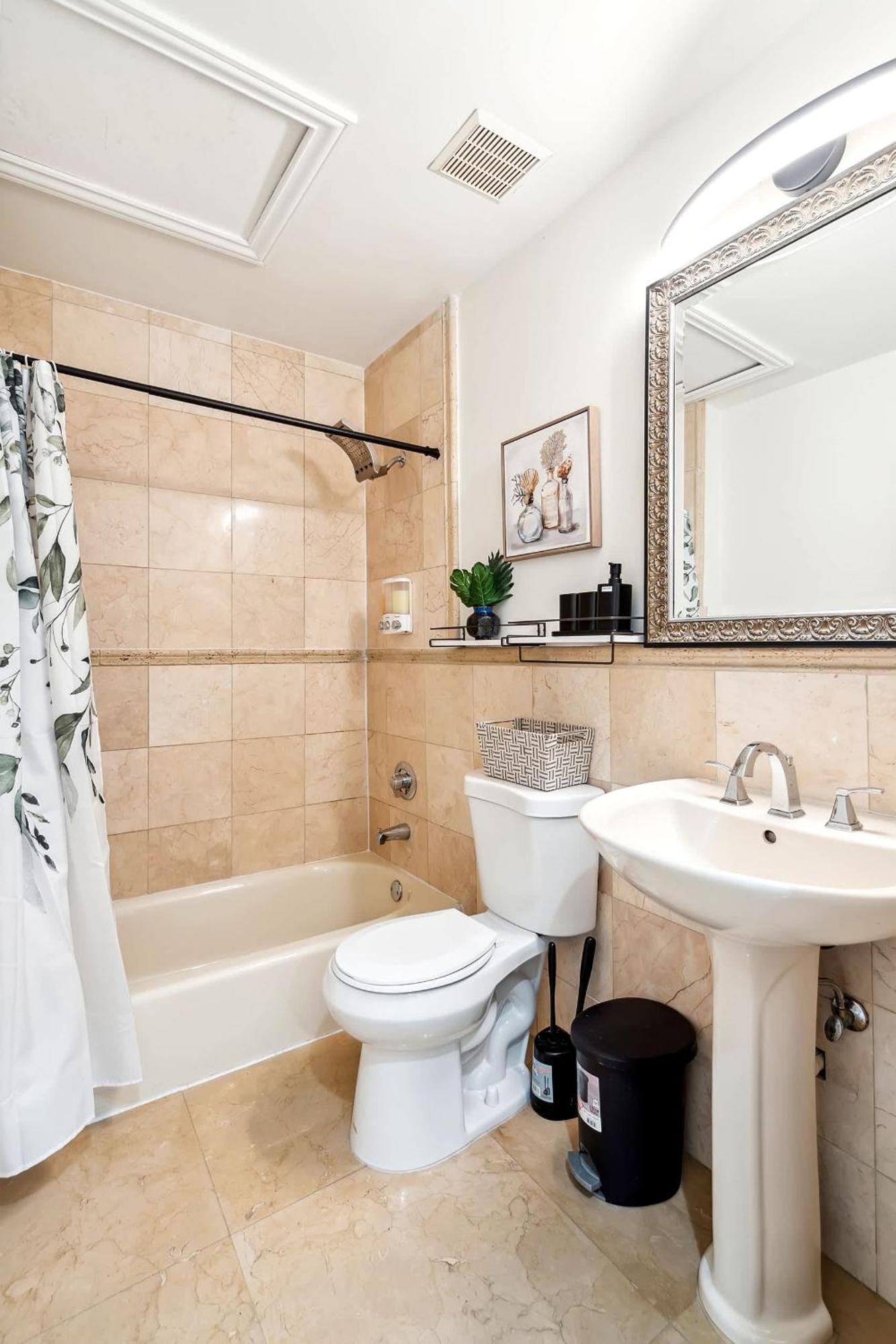 6-bd 3-ba Dreamy Vacation Retreat In Coral Terrace Holiday home *