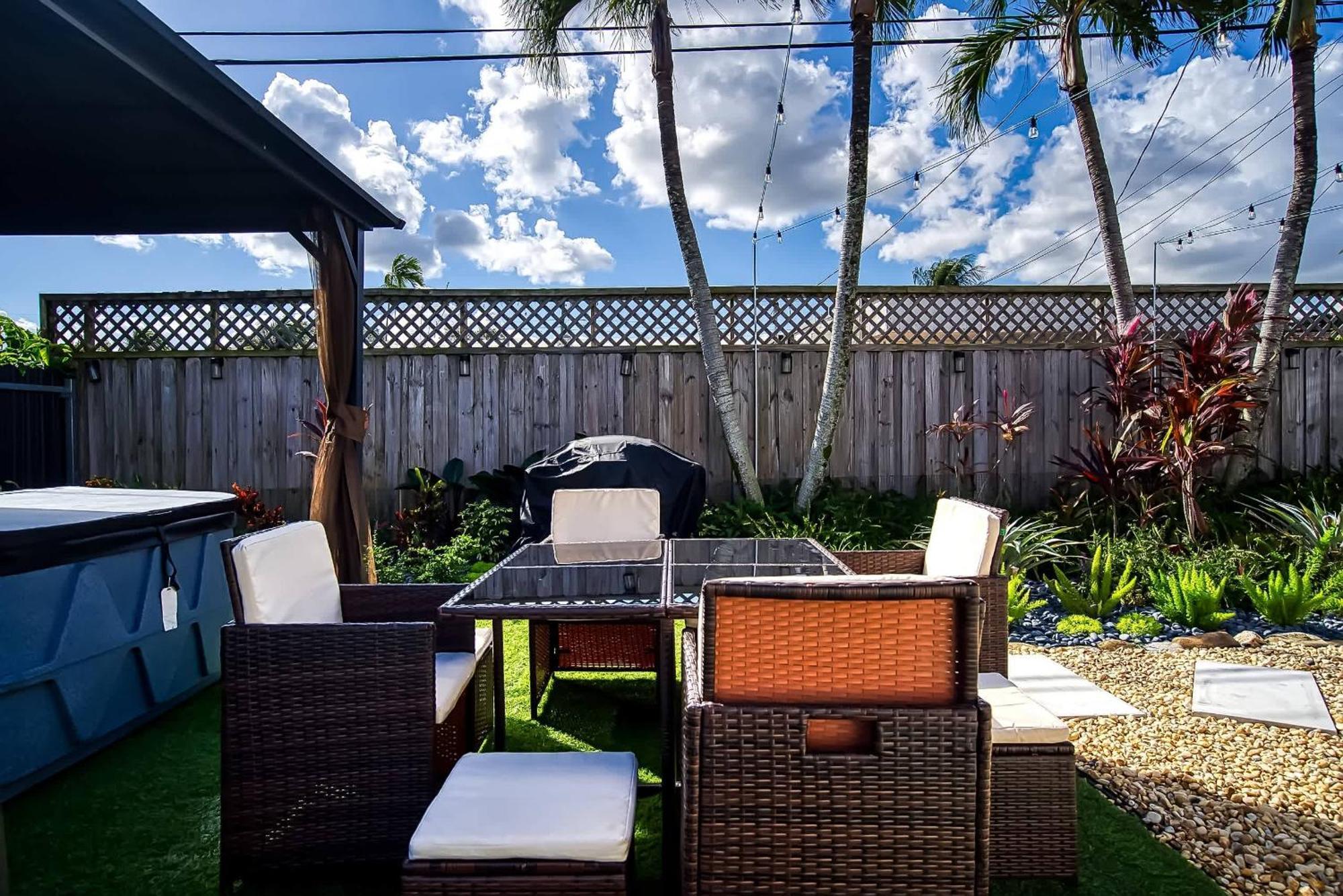 Holiday home 6-bd 3-ba Dreamy Vacation Retreat In Coral Terrace Miami