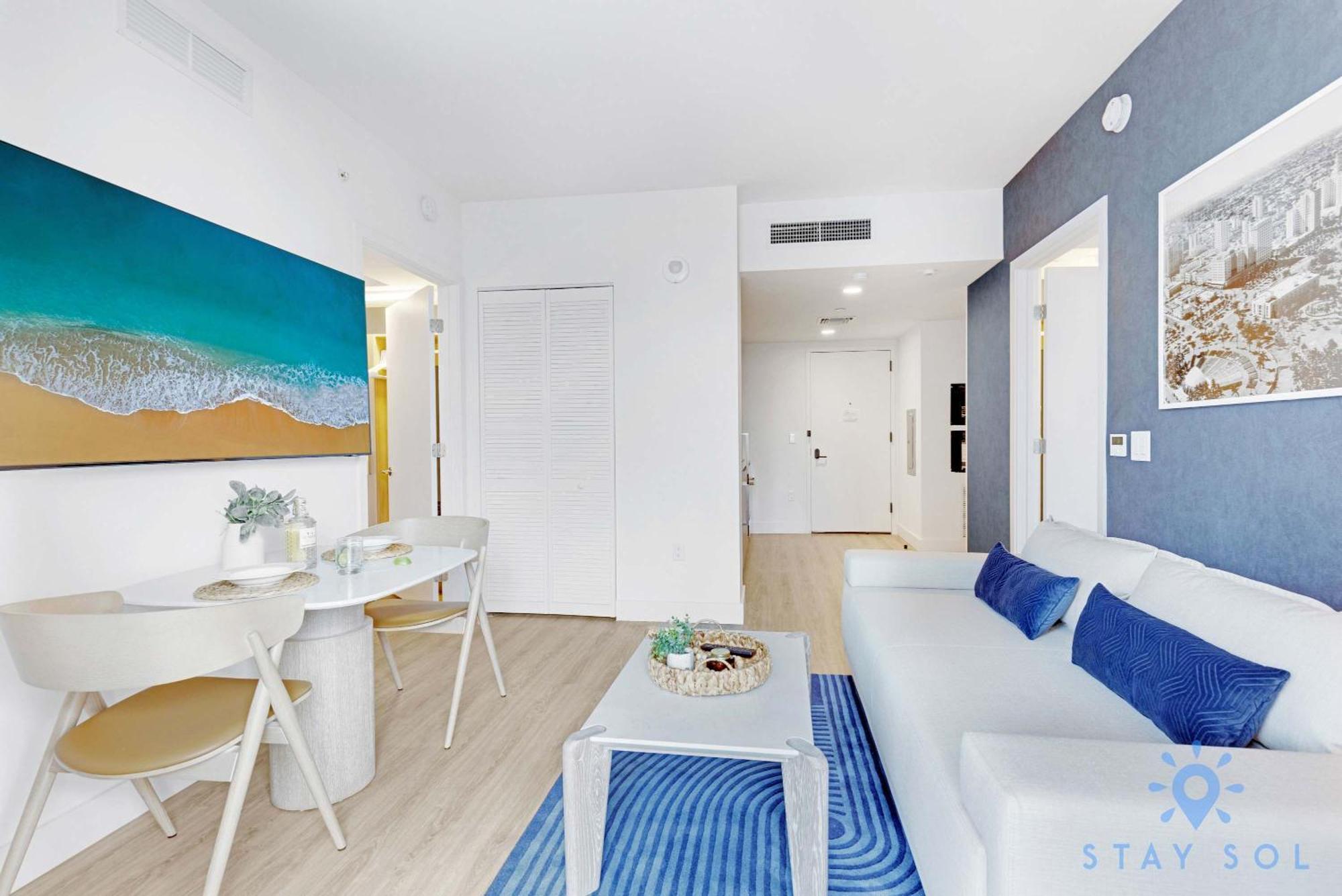 Apartment Stylish 2br With Pool & Balcony Miami