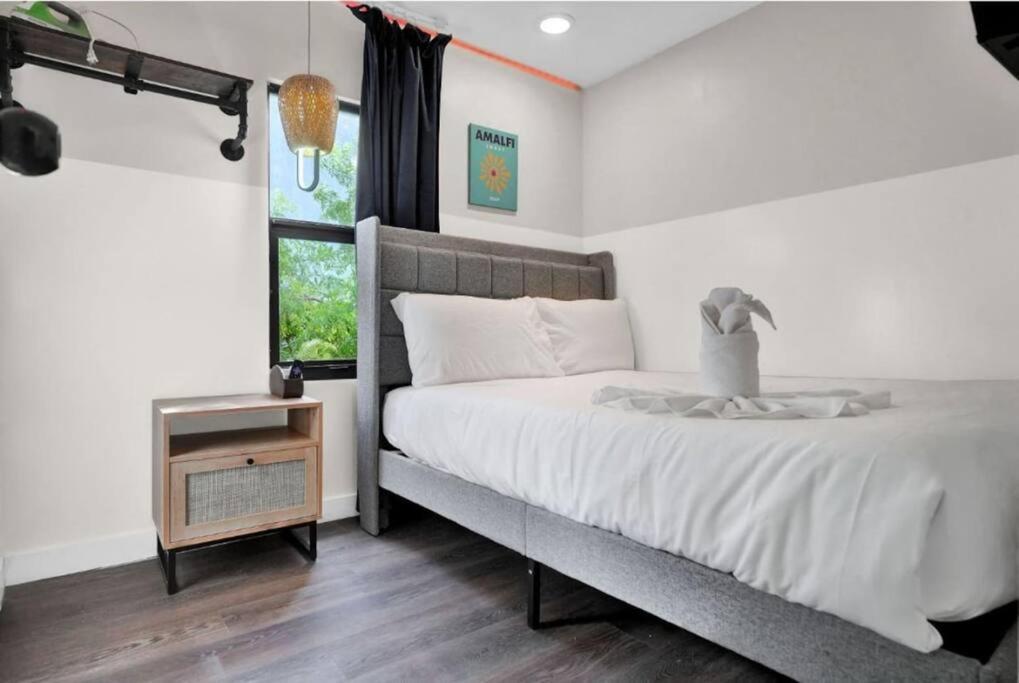 Stylish With Self Check-in Apartment