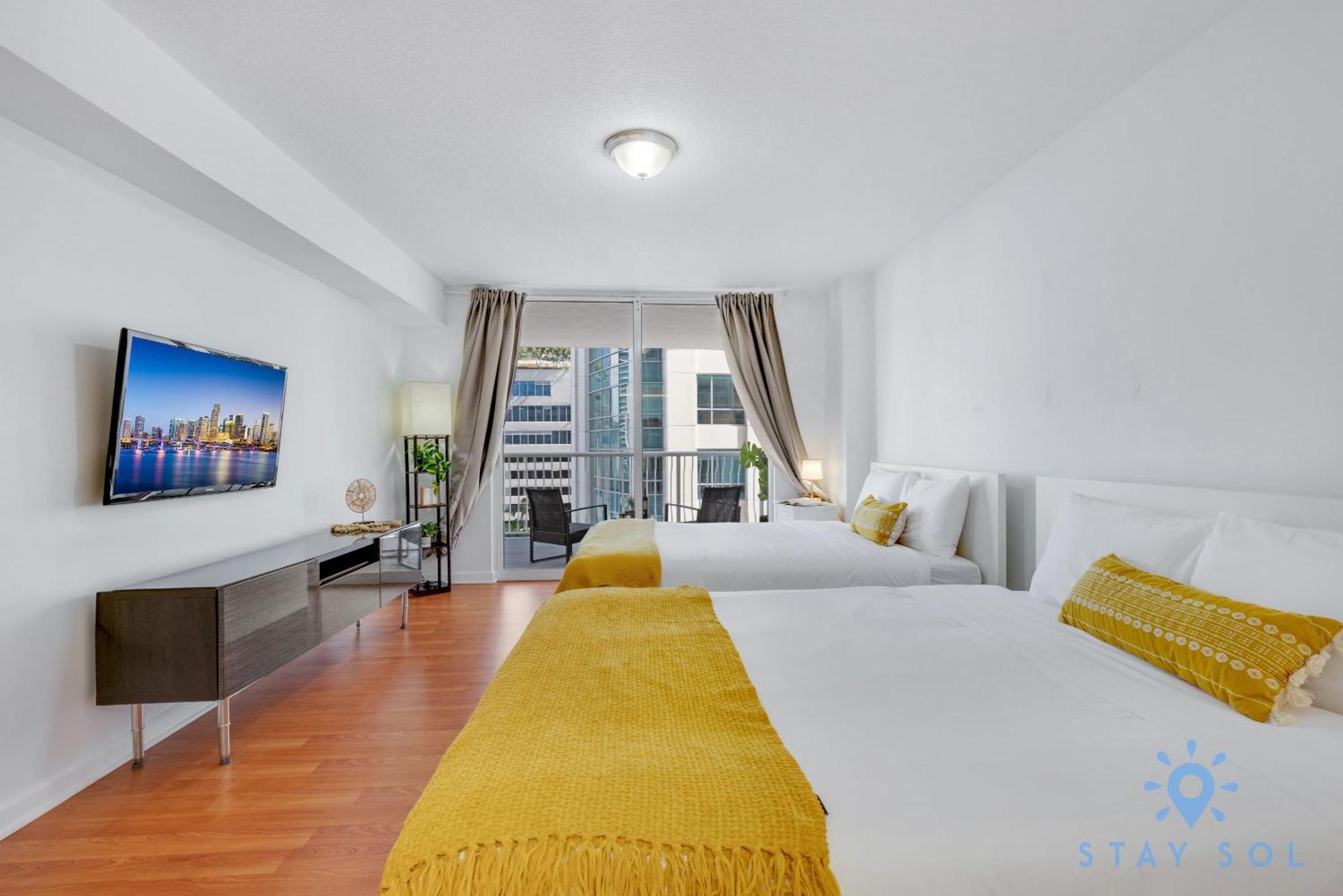 Beautiful 1 Bedroom With Modern Amenities Apartment Miami