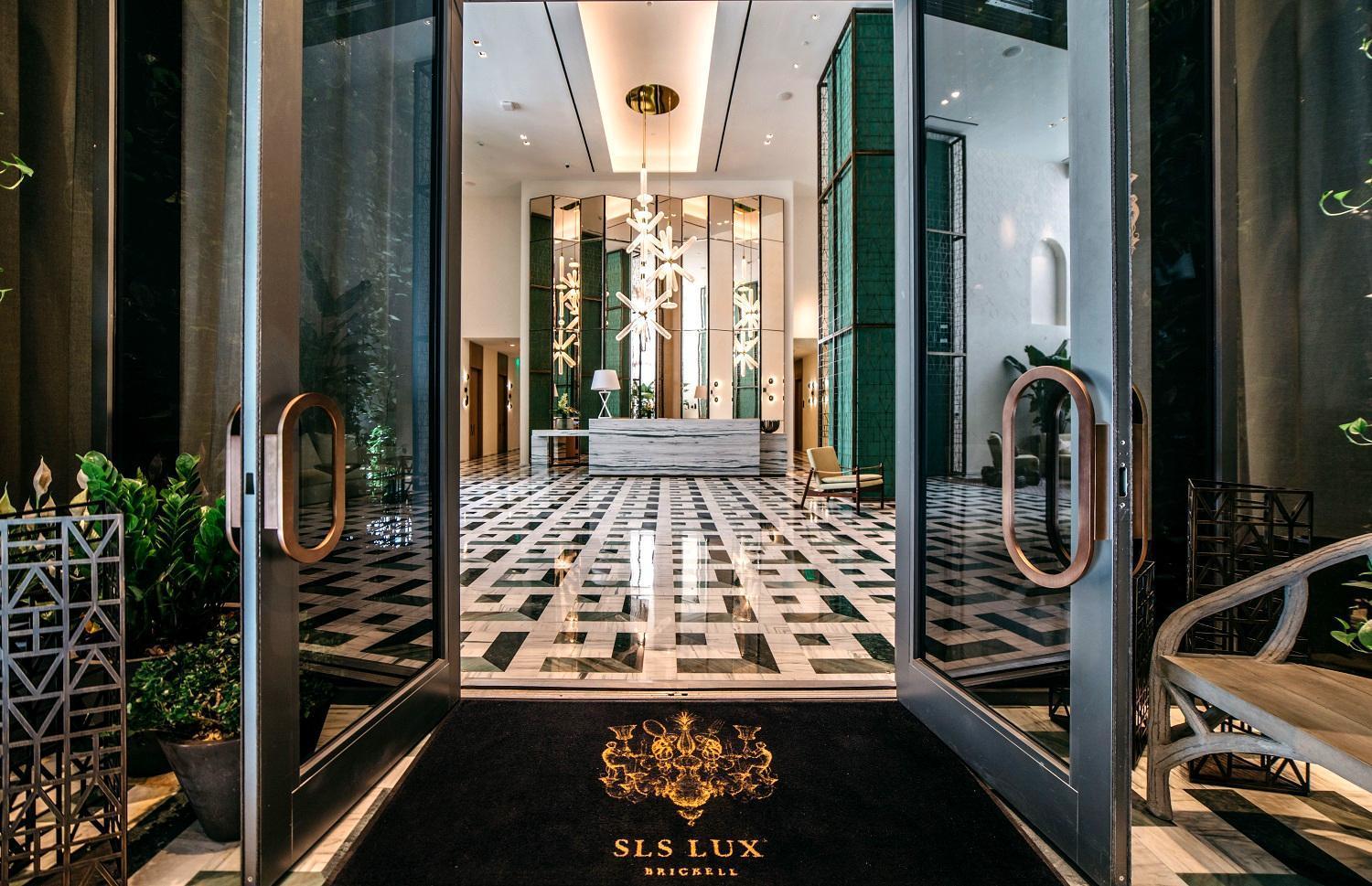 Apartment Luxurious King W Pool At Sls Brickell
