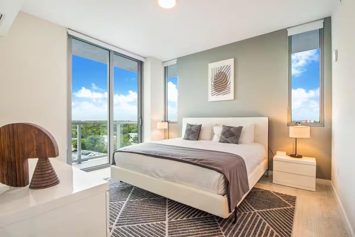 Elegant 2br W Beautiful Views Apartment Miami