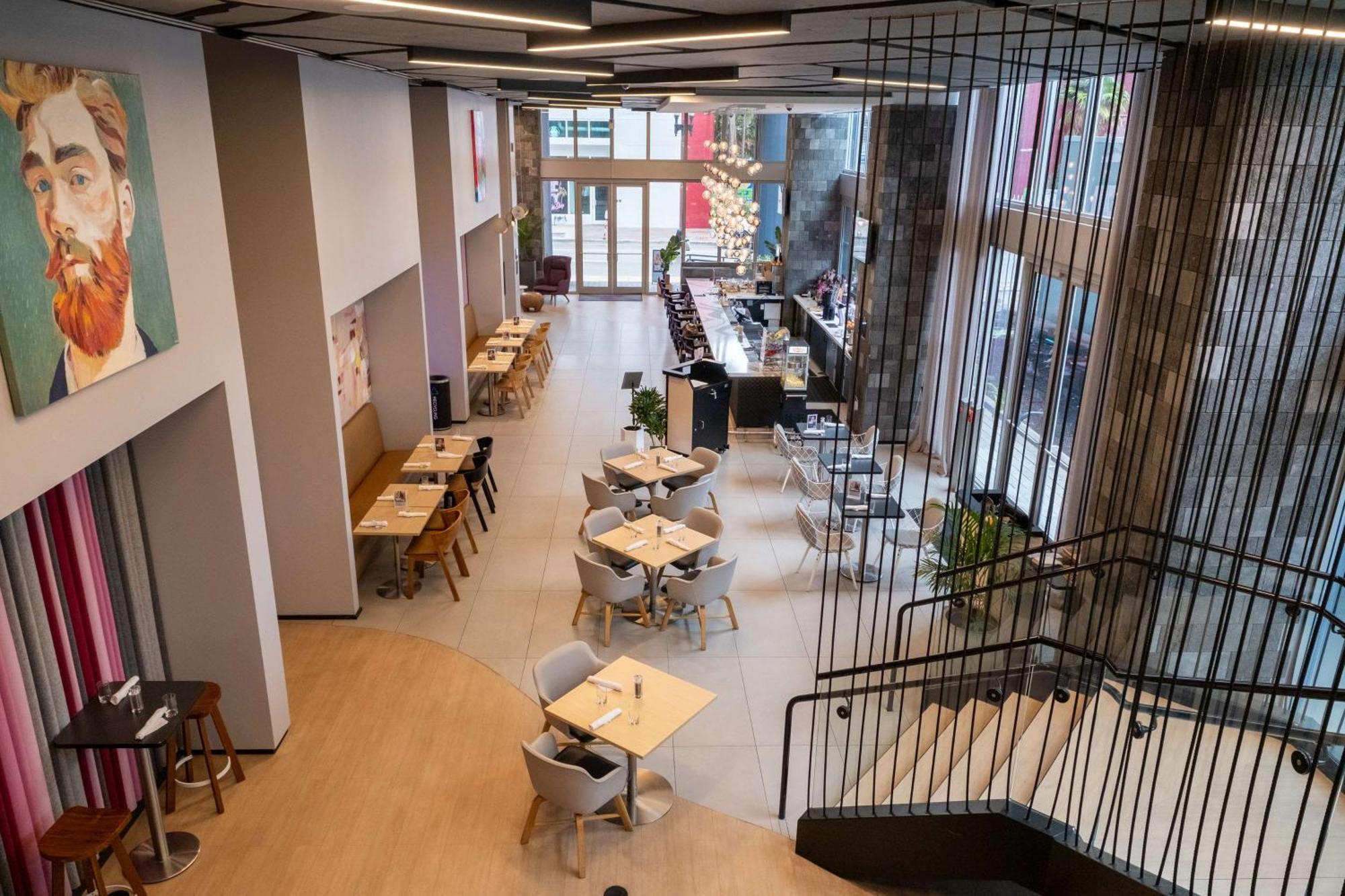 Downtown Hotel 4*