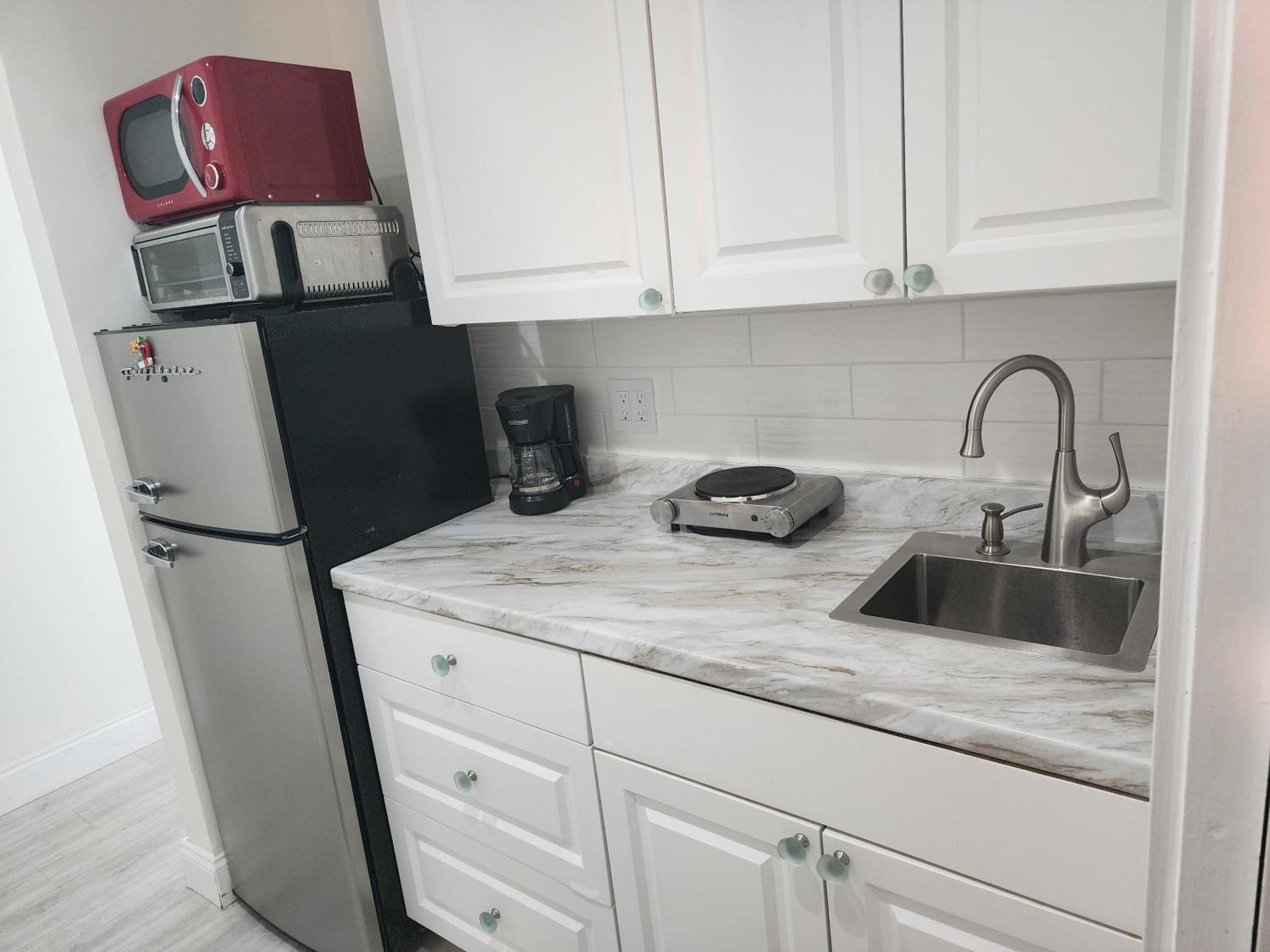 Apartment Cozy With Bay Views And Porch In Aventura Miami