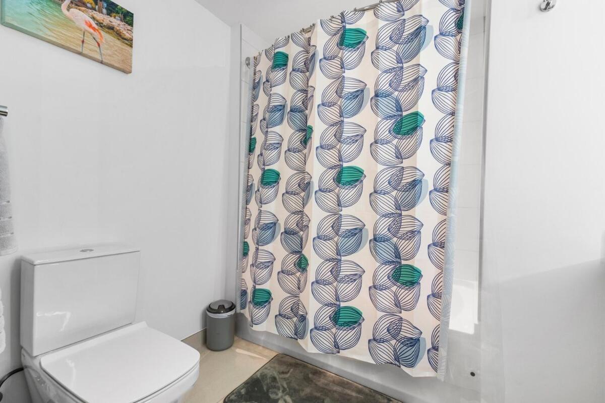 Apartment Brickell Luxe 1br 1bth With Pool Gym Sauna Grills Miami