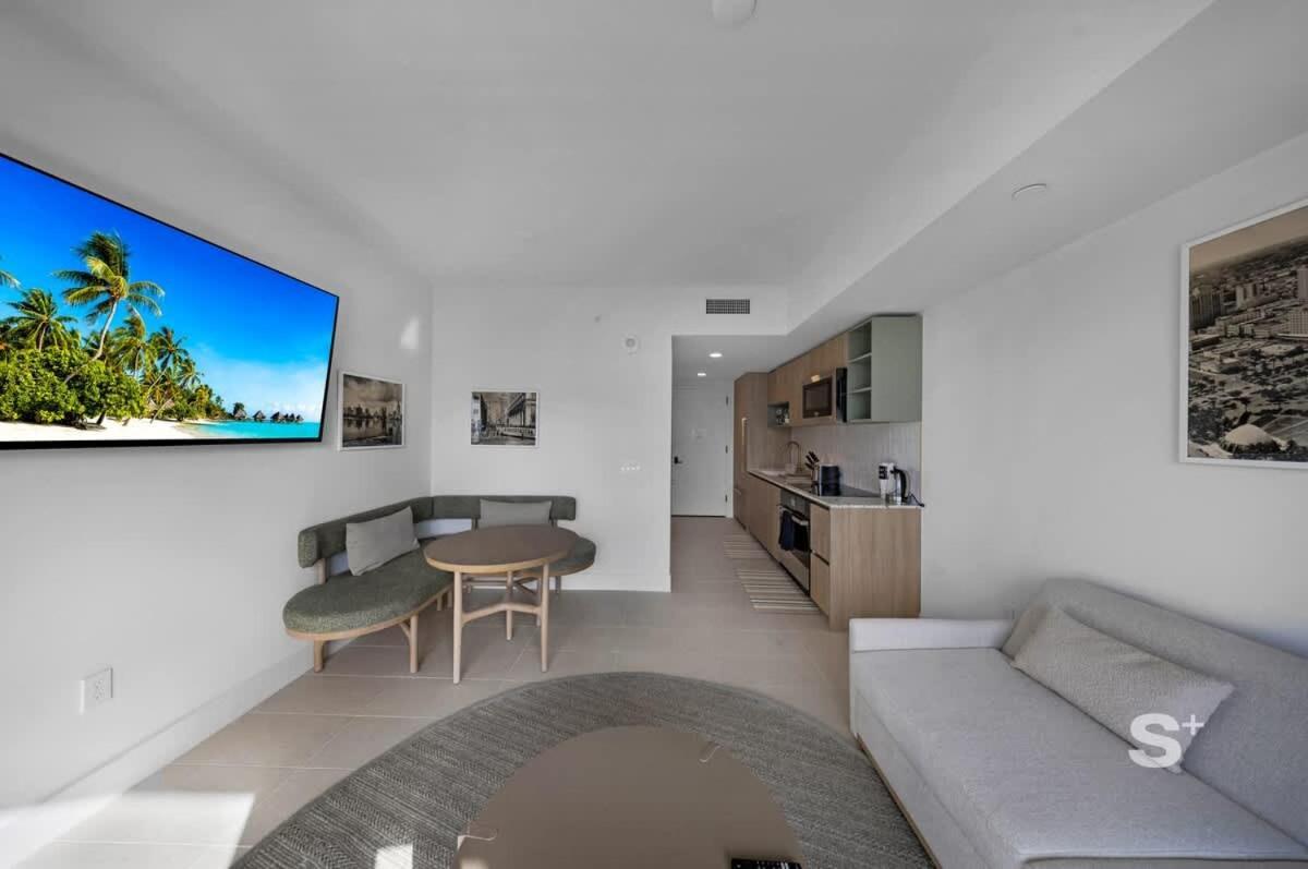 Apartment Luxe 1-br With Stunning Downtown Views Miami