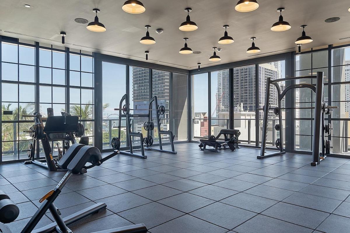 Stylish 1bd Penthouse - Bay View *