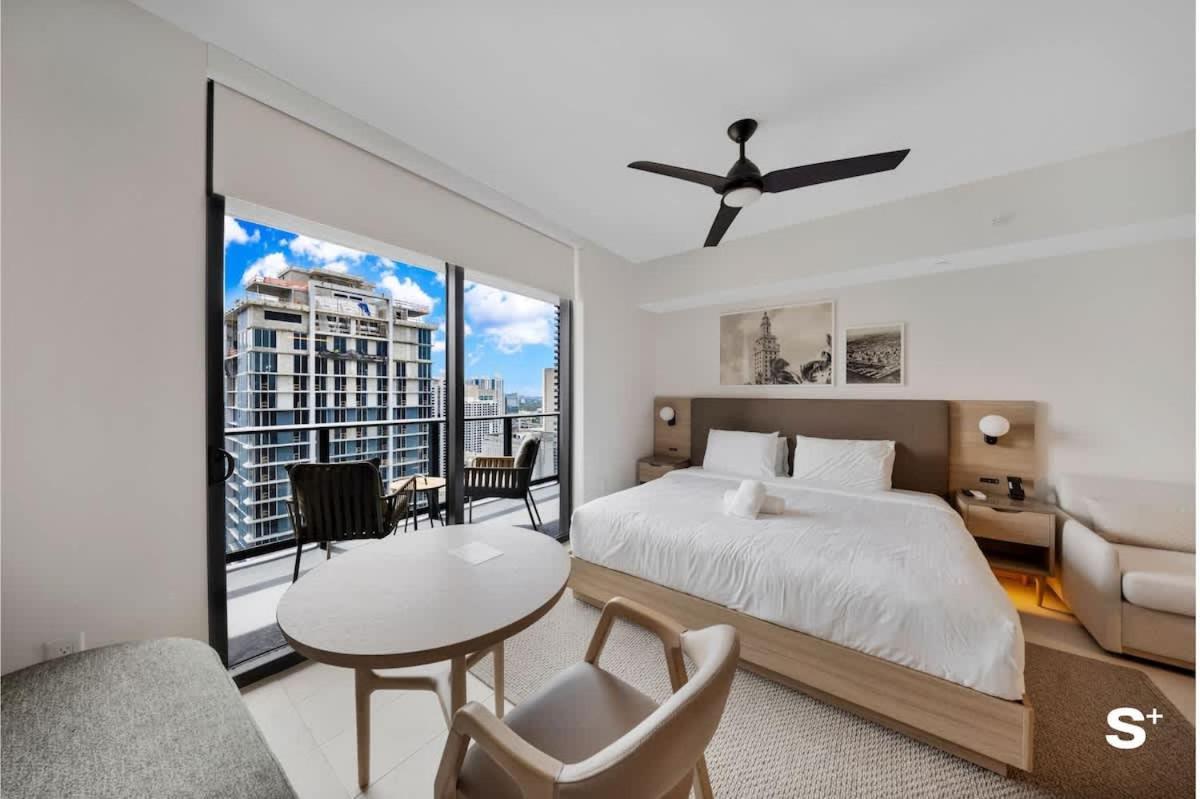 Modern In Downtown With Stunning Views * Miami