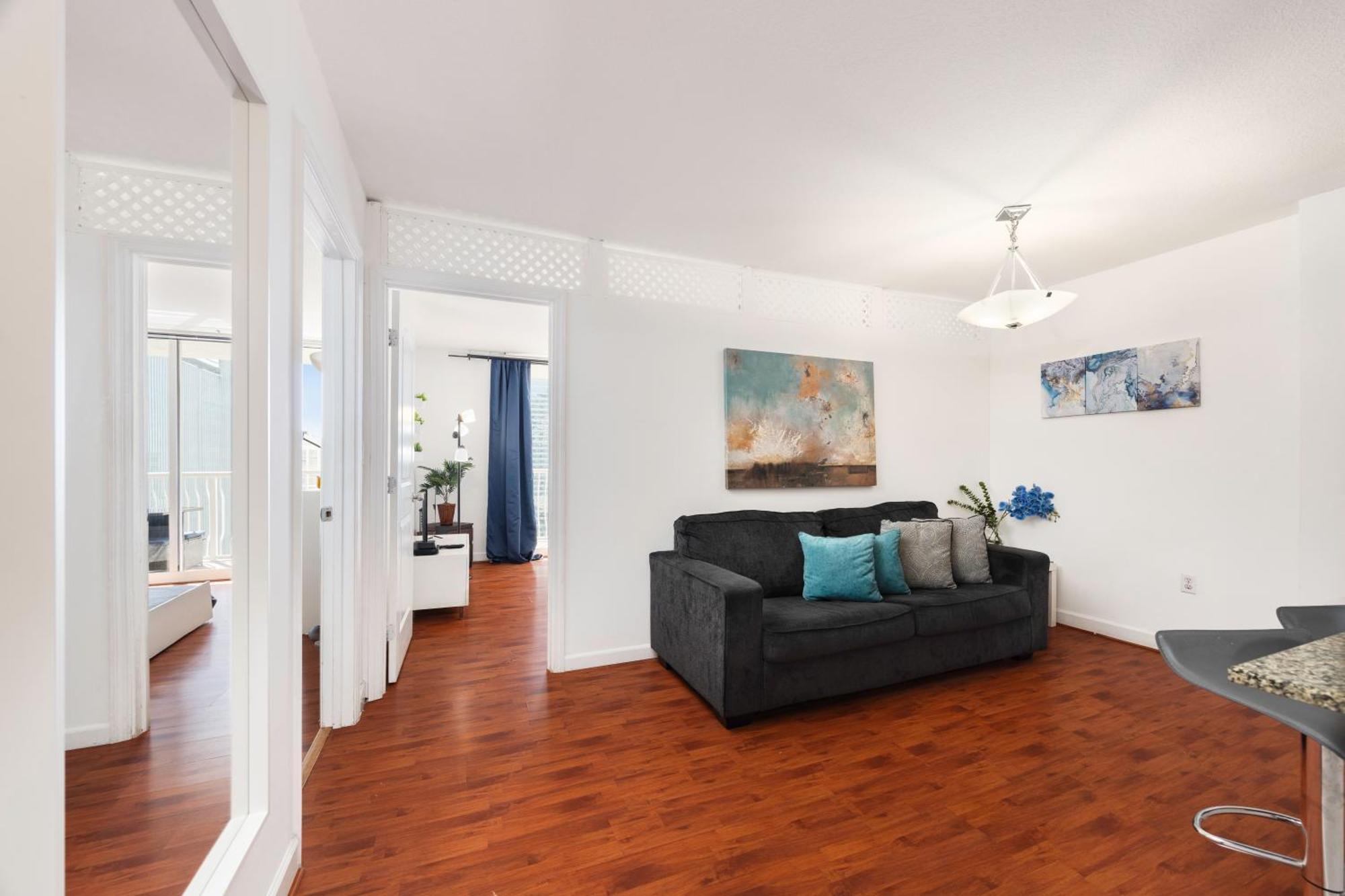 Two Bedroom Oceanview In Brickell Apartment