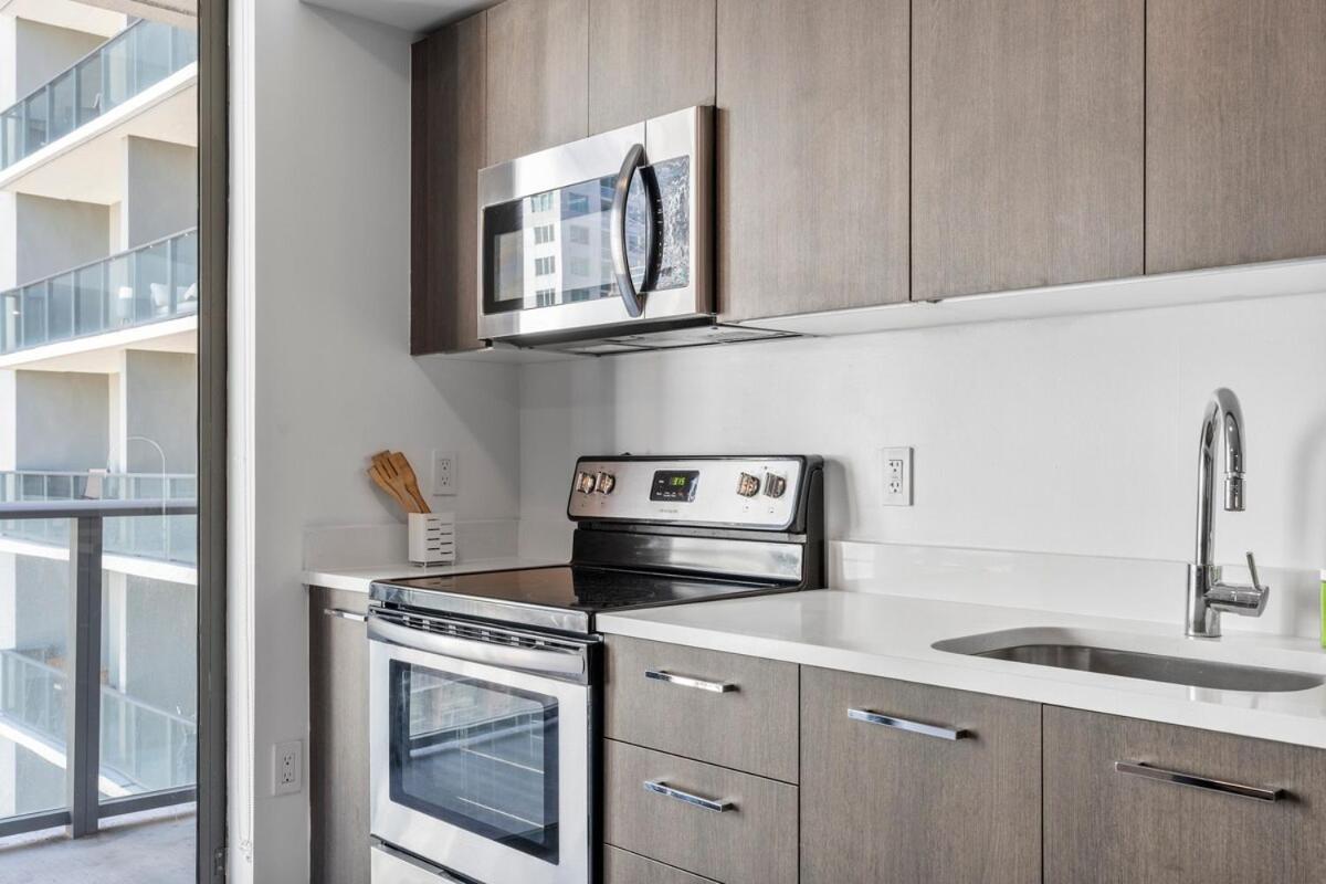 Luxury Studio,downtown Miami, *