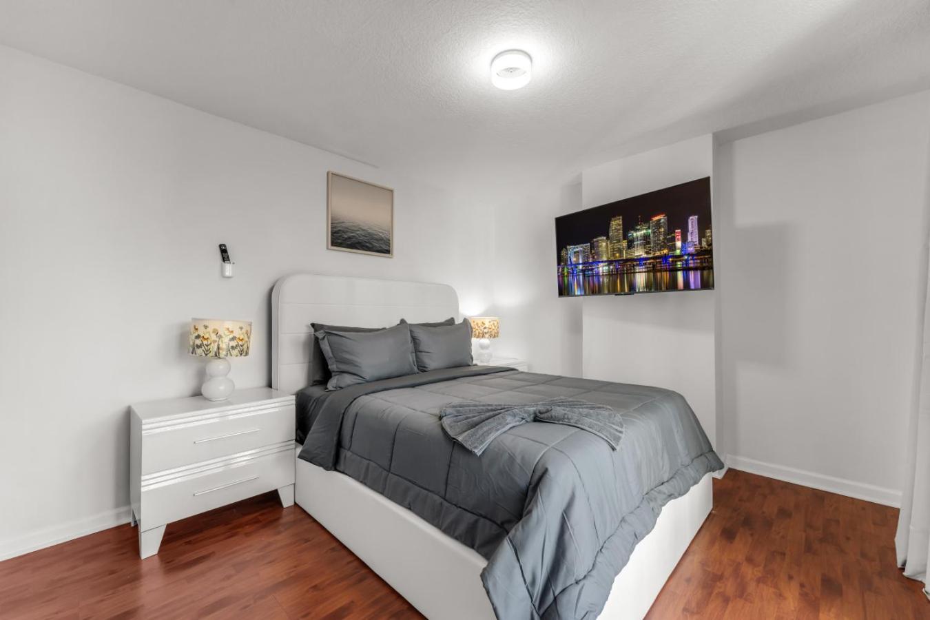 Perfectly Located 3br With Stunning Views Miami