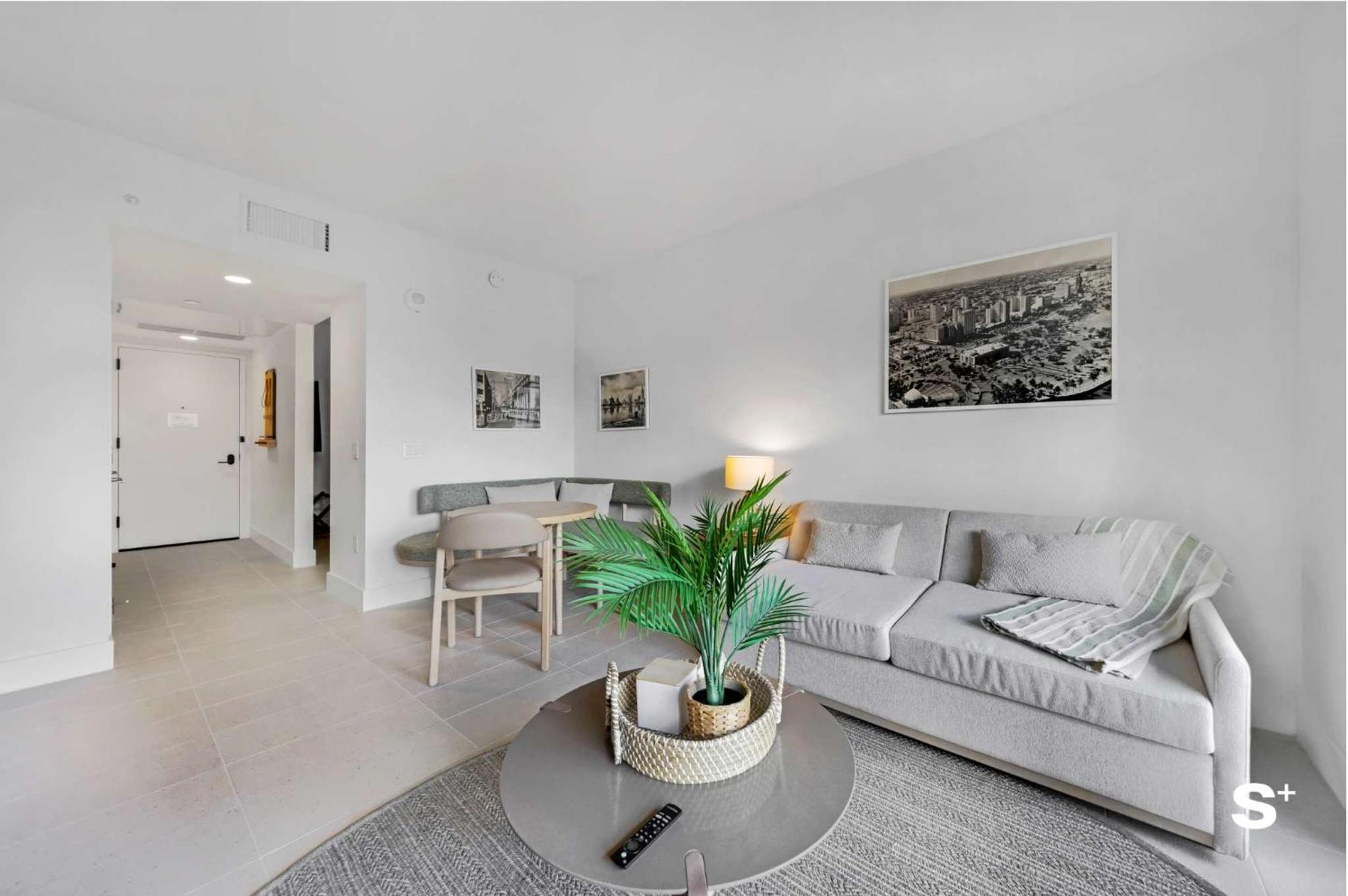 Apartment 1-br Skyline Retreat *