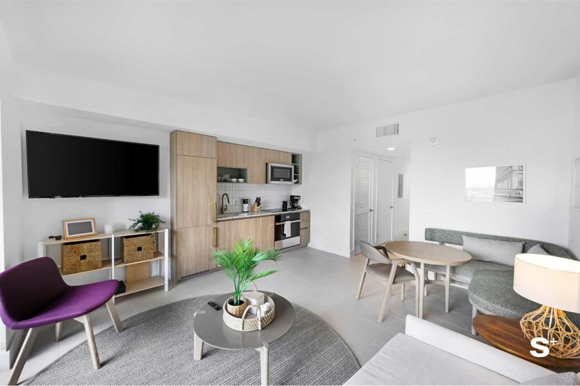 1-br Skyline Retreat * Miami