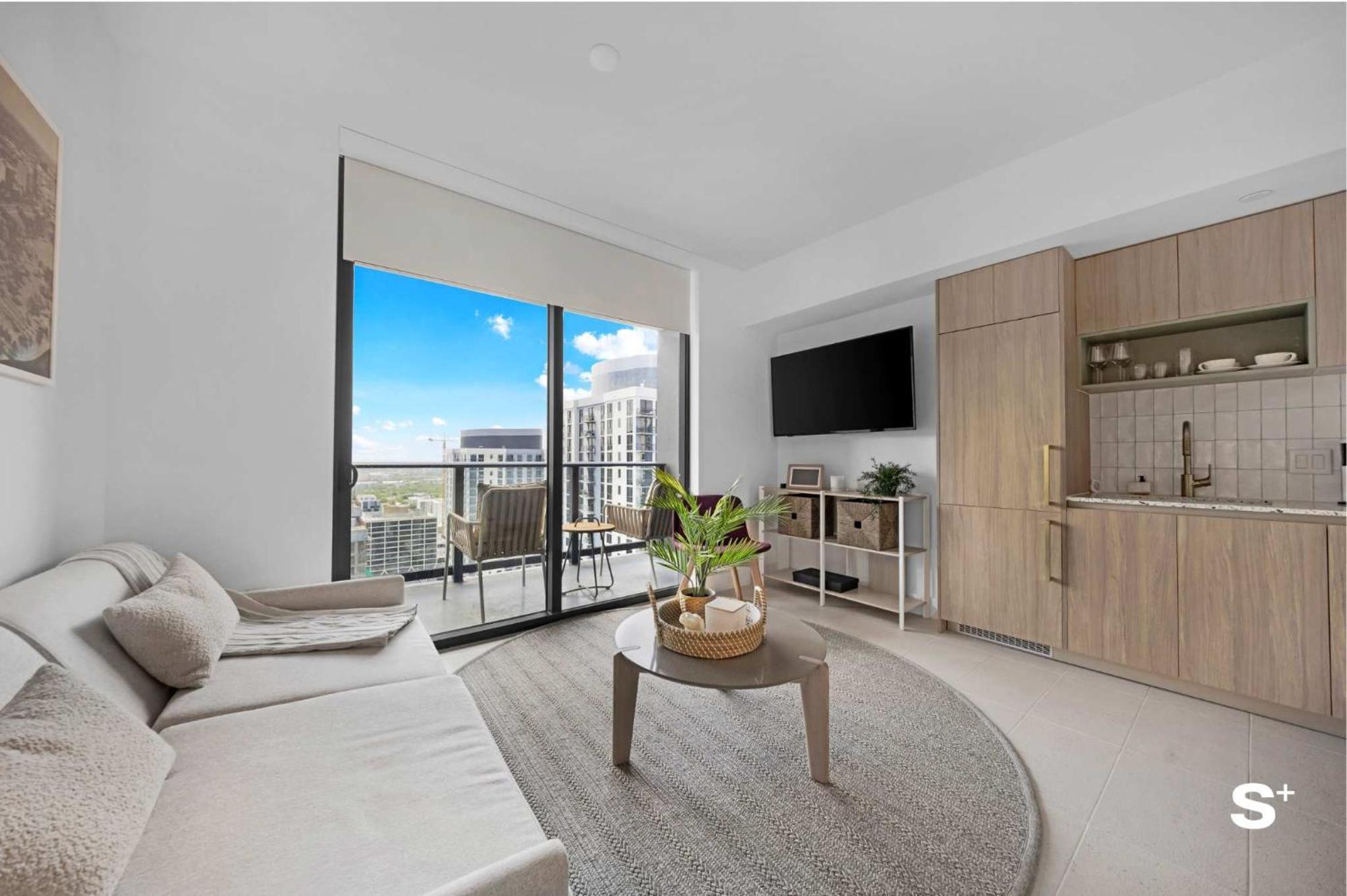 Apartment 1-br Skyline Retreat Miami