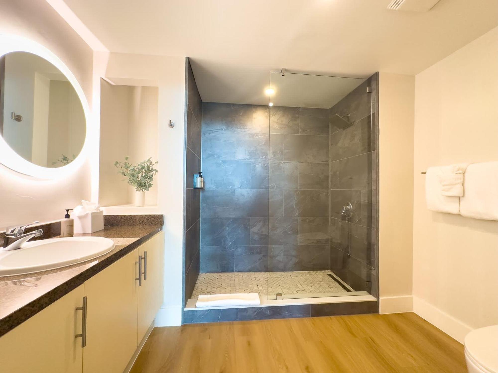 Mvr Designed For Travelers Who Know Better Inn *