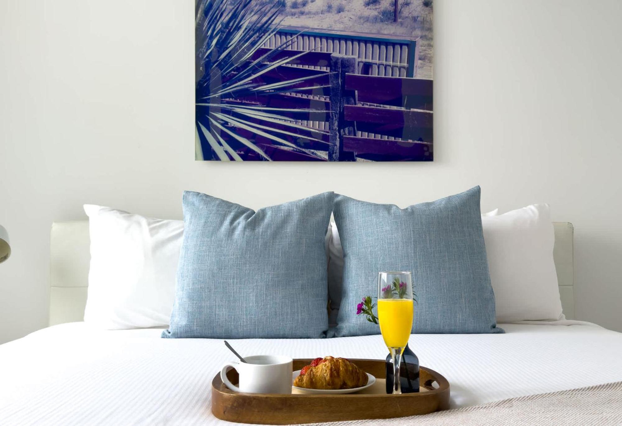 Inn With Amazing Bayfront Views Miami