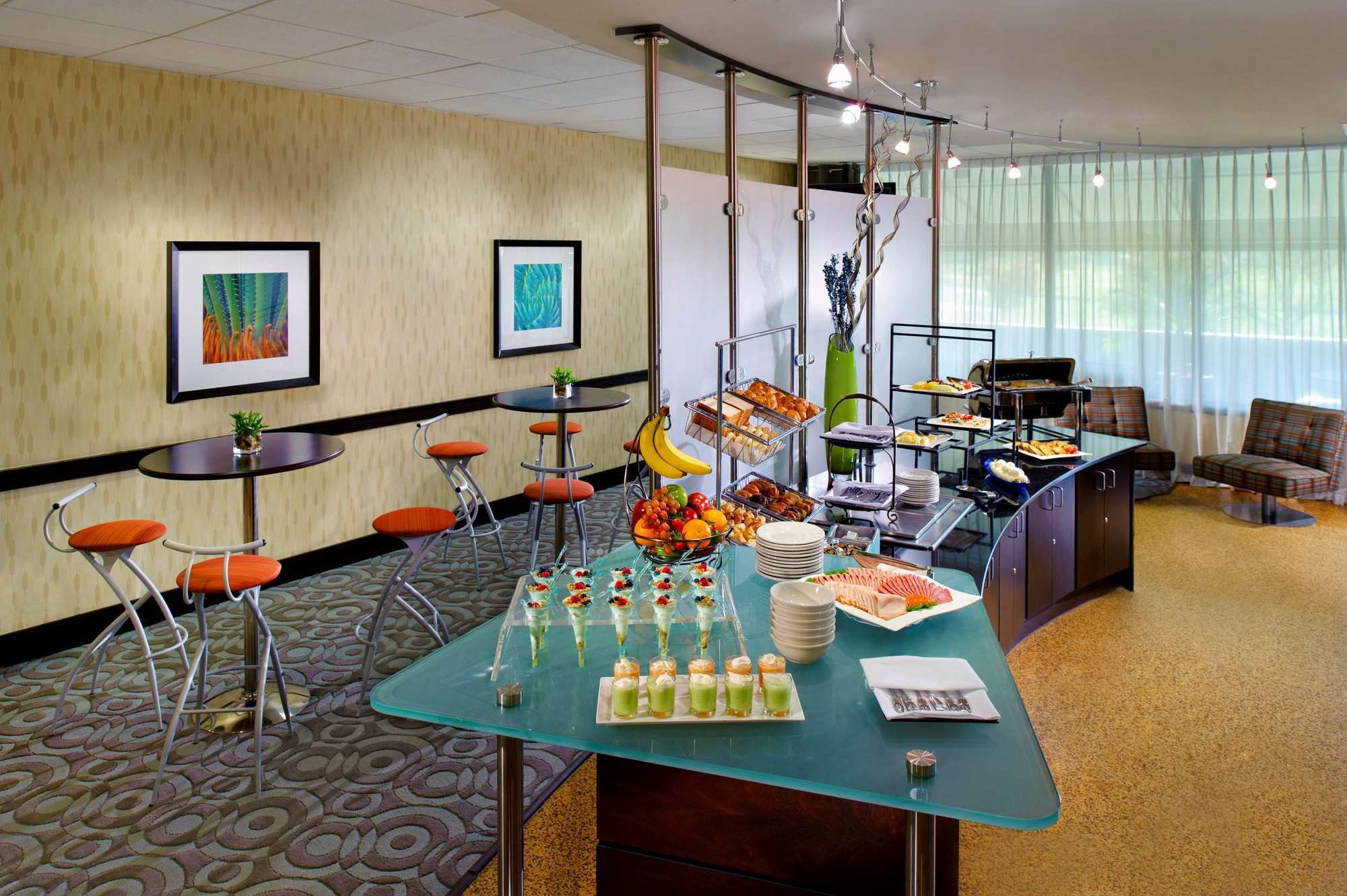 Sheraton Airport And Executive Meeting Center 4*