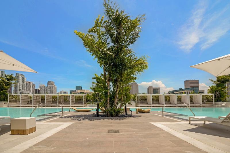 Mint House Downtown 4*