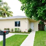 New House On The Block Near Miami Airport.
