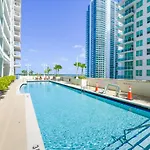 Exclusive Condo With Free Parking And Pool At Brickell