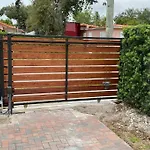 Cozy 1-Bedroom Rental In Miami