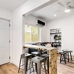 Beautiful Shenandoah One Bedroom Fast Internet Shen3