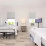 Home Downtown Miami - Wynwood Area & Port - Art District Near Beach
