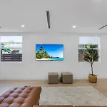 Up To 12 Guest Modern Villa Near Wynwood! 27