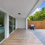 Up To 12 Guest Modern Villa Near Wynwood! 27