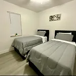 Miami Escape, 3Br, Parking, 15 Min To Airport!