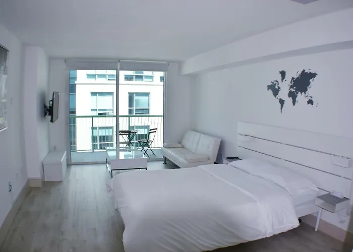 Centric Modern, Stylish Brickell / Miami + Free Parking