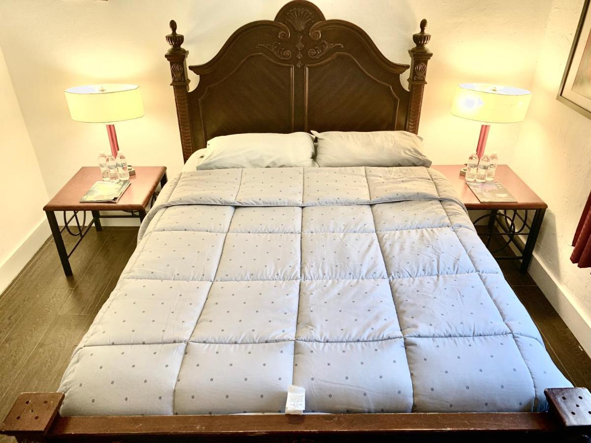 Homestay Deons Airbnb Miami