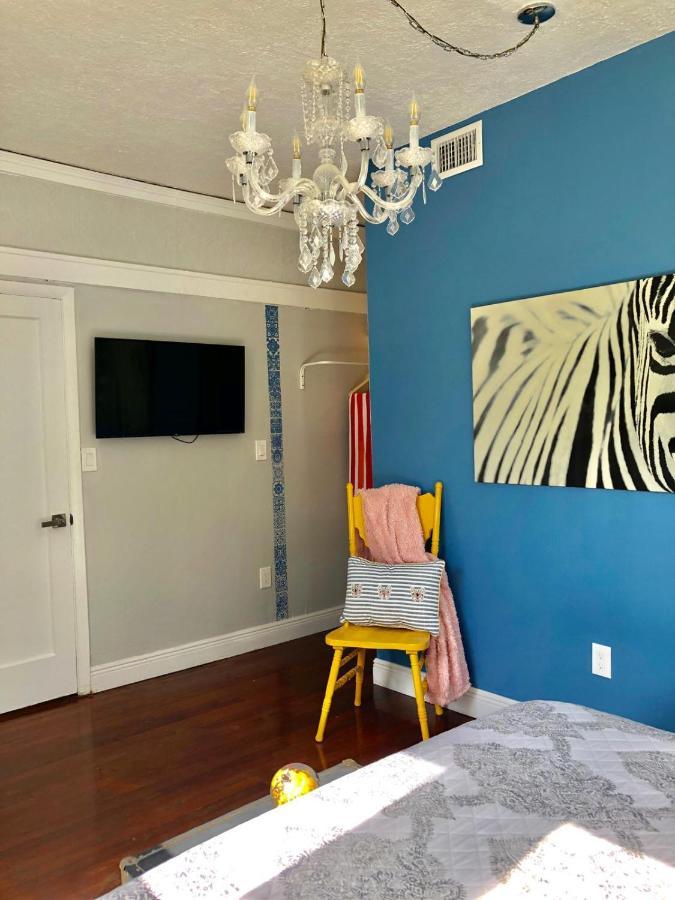 Private Mins From Mia Free Parking Homestay Miami